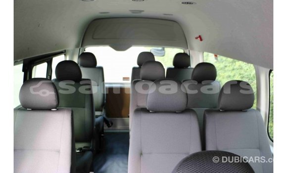 Acheter Import Voiture Toyota Hiace Blanc à Import - Dubai, A'ana Acheter Import Voiture Toyota Hiace Blanc à Import - Dubai, A'ana