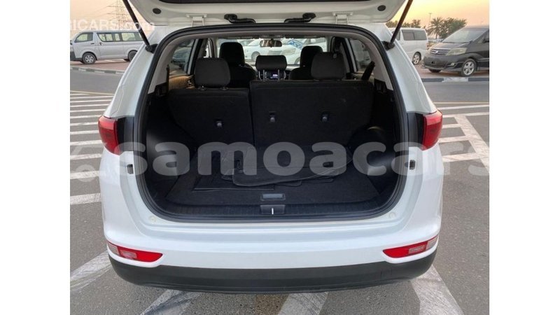 Big with watermark kia sportage a ana import dubai 4066