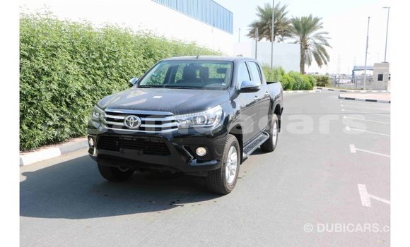 Acheter Import Voiture Toyota Hilux Noir à Import - Dubai, A'ana Acheter Import Voiture Toyota Hilux Noir à Import - Dubai, A'ana