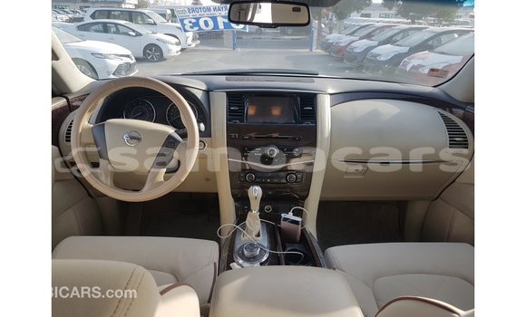Buy Import Nissan Patrol White Car in Import - Dubai in A'ana Buy Import Nissan Patrol White Car in Import - Dubai in A'ana