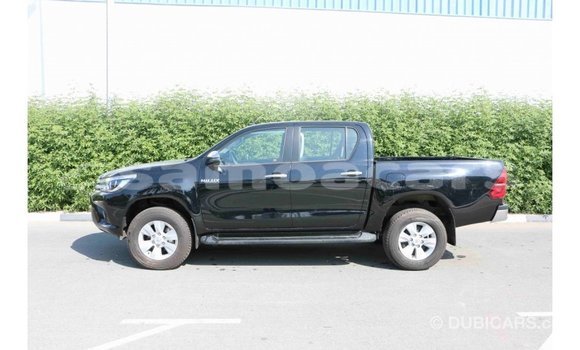 Acheter Import Voiture Toyota Hilux Noir à Import - Dubai, A'ana Acheter Import Voiture Toyota Hilux Noir à Import - Dubai, A'ana