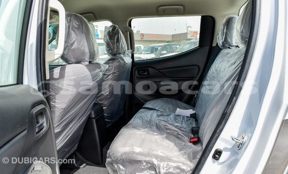 Acheter Import Voiture Mitsubishi L200 Blanc à Import - Dubai, A'ana Acheter Import Voiture Mitsubishi L200 Blanc à Import - Dubai, A'ana