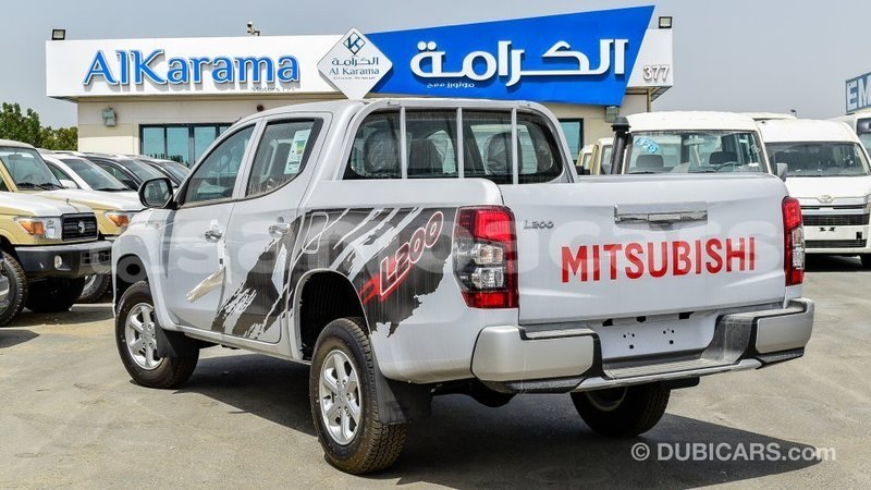 Big with watermark mitsubishi l200 a ana import dubai 4095