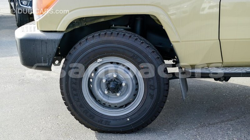 Big with watermark toyota land cruiser a ana import dubai 4096