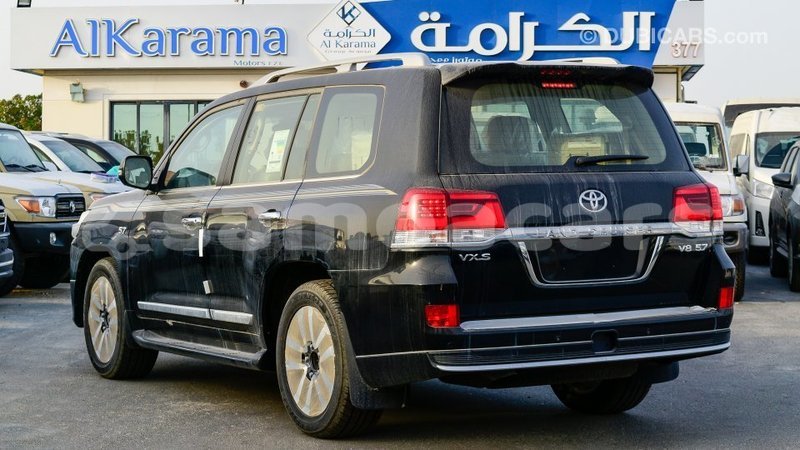 Big with watermark toyota land cruiser a ana import dubai 4098
