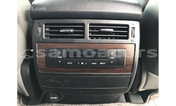 Buy Import Toyota Land Cruiser White Car in Import - Dubai in A'ana Buy Import Toyota Land Cruiser White Car in Import - Dubai in A'ana