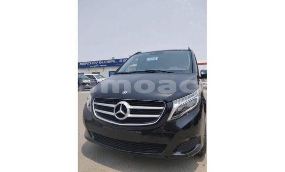 Acheter Import Voiture Mercedes-Benz 250 Noir à Import - Dubai, A'ana Acheter Import Voiture Mercedes-Benz 250 Noir à Import - Dubai, A'ana
