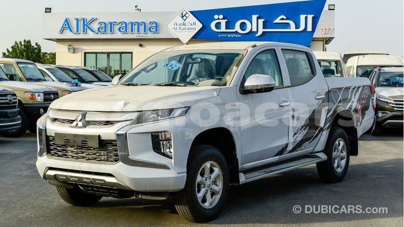 Big with watermark mitsubishi l200 a ana import dubai 4107