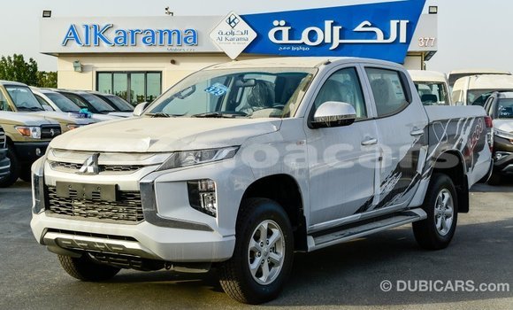 Acheter Import Voiture Mitsubishi L200 Blanc à Import - Dubai, A'ana Acheter Import Voiture Mitsubishi L200 Blanc à Import - Dubai, A'ana