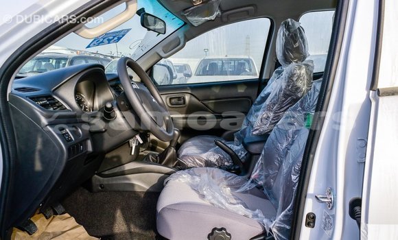 Acheter Import Voiture Mitsubishi L200 Blanc à Import - Dubai, A'ana Acheter Import Voiture Mitsubishi L200 Blanc à Import - Dubai, A'ana