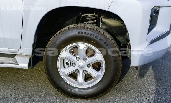 Acheter Import Voiture Mitsubishi L200 Blanc à Import - Dubai, A'ana Acheter Import Voiture Mitsubishi L200 Blanc à Import - Dubai, A'ana