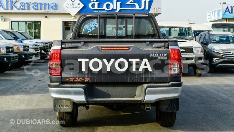 Big with watermark toyota hilux a ana import dubai 4108