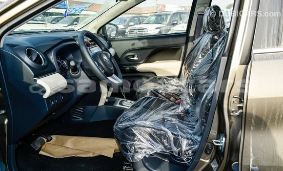 Acheter Import Voiture Toyota Rush Marron à Import - Dubai, A'ana Acheter Import Voiture Toyota Rush Marron à Import - Dubai, A'ana