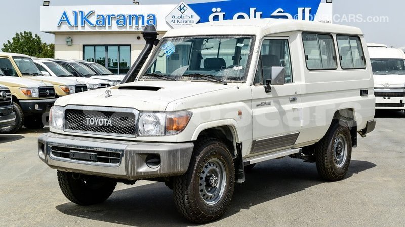 Big with watermark toyota land cruiser a ana import dubai 4115