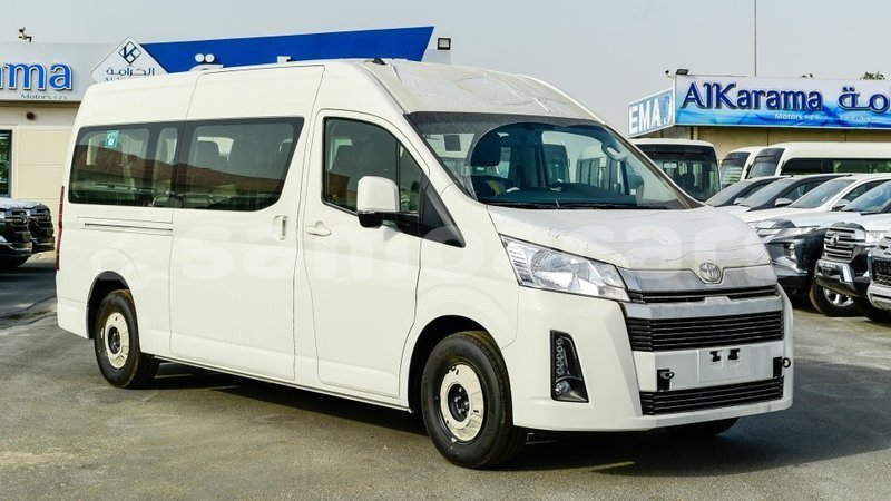 Big with watermark toyota hiace a ana import dubai 4116