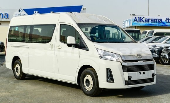 Acheter Import Voiture Toyota Hiace Blanc à Import - Dubai, A'ana Acheter Import Voiture Toyota Hiace Blanc à Import - Dubai, A'ana
