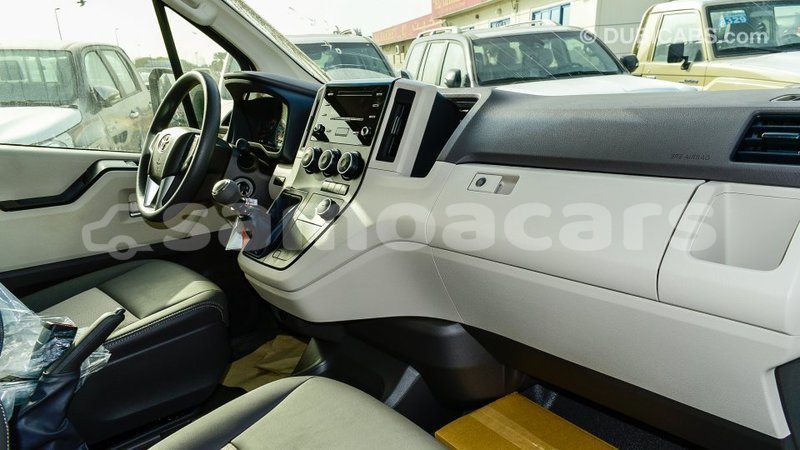 Big with watermark toyota hiace a ana import dubai 4116