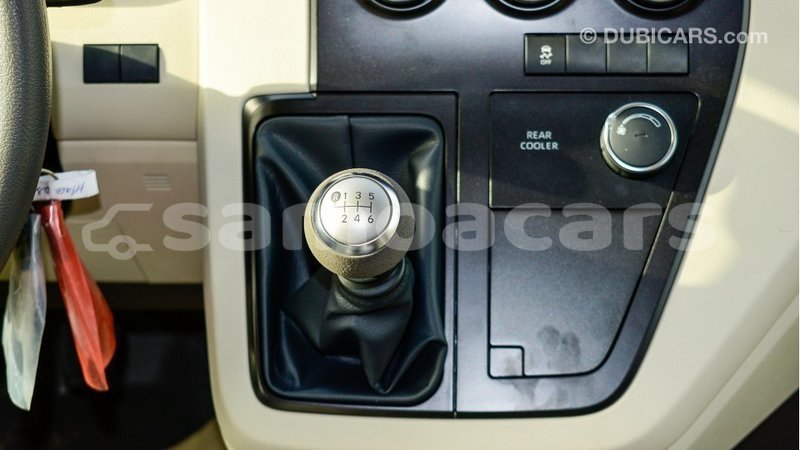 Big with watermark toyota hiace a ana import dubai 4116