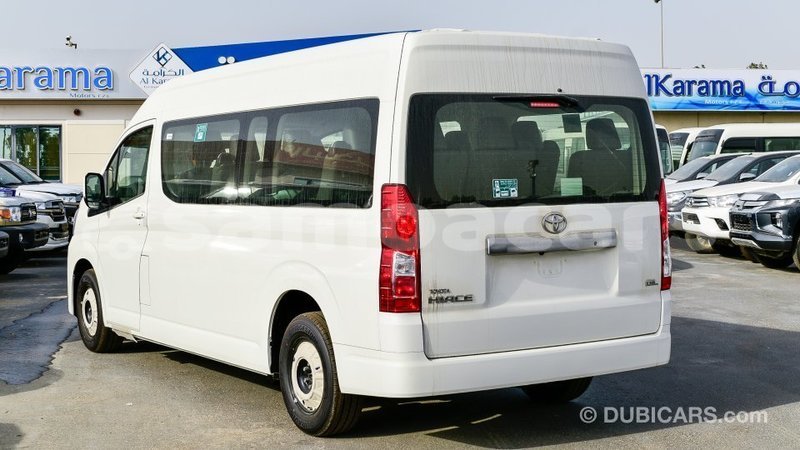 Big with watermark toyota hiace a ana import dubai 4116