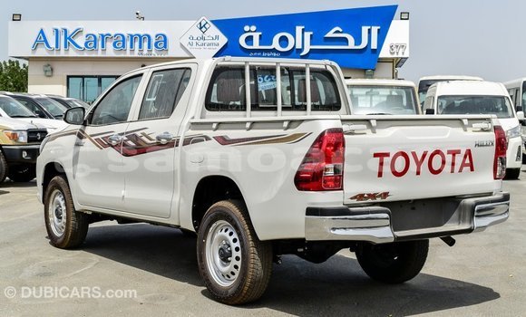 Acheter Import Voiture Toyota Hilux Blanc à Import - Dubai, A'ana Acheter Import Voiture Toyota Hilux Blanc à Import - Dubai, A'ana