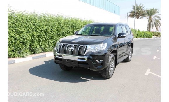 Acheter Import Voiture Toyota Prado Blanc à Import - Dubai, A'ana Acheter Import Voiture Toyota Prado Blanc à Import - Dubai, A'ana