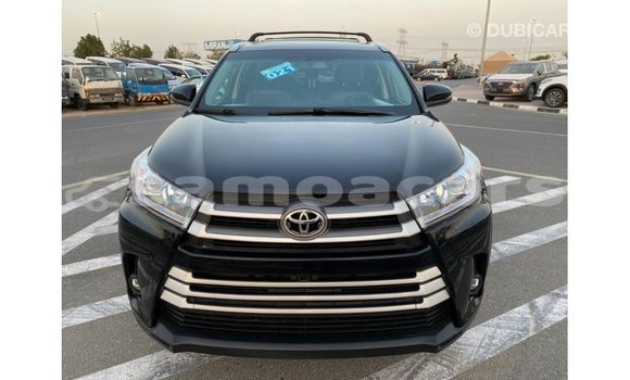 Acheter Import Voiture Toyota Highlander Noir à Import - Dubai, A'ana Acheter Import Voiture Toyota Highlander Noir à Import - Dubai, A'ana