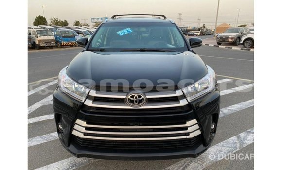 Acheter Import Voiture Toyota Highlander Noir à Import - Dubai, A'ana Acheter Import Voiture Toyota Highlander Noir à Import - Dubai, A'ana