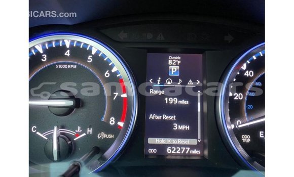 Acheter Import Voiture Toyota Highlander Noir à Import - Dubai, A'ana Acheter Import Voiture Toyota Highlander Noir à Import - Dubai, A'ana