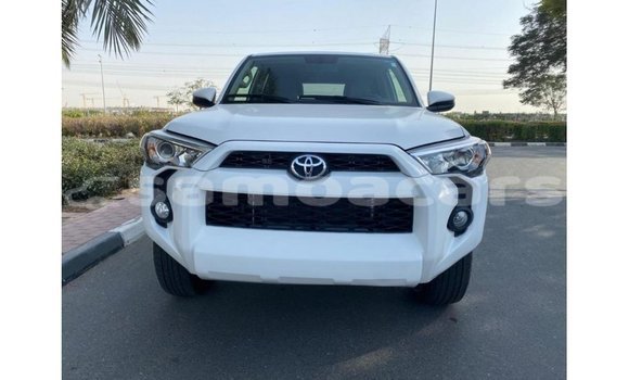 Acheter Import Voiture Toyota 4Runner Blanc à Import - Dubai, A'ana Acheter Import Voiture Toyota 4Runner Blanc à Import - Dubai, A'ana