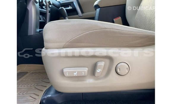 Acheter Import Voiture Toyota 4Runner Blanc à Import - Dubai, A'ana Acheter Import Voiture Toyota 4Runner Blanc à Import - Dubai, A'ana