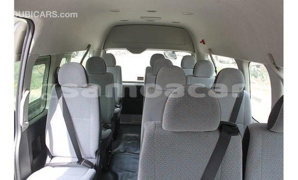 Acheter Import Voiture Toyota Hiace Blanc à Import - Dubai, A'ana Acheter Import Voiture Toyota Hiace Blanc à Import - Dubai, A'ana