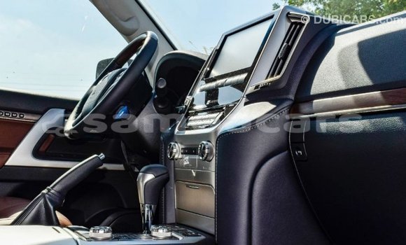 Buy Import Toyota Land Cruiser Black Car in Import - Dubai in A'ana Buy Import Toyota Land Cruiser Black Car in Import - Dubai in A'ana