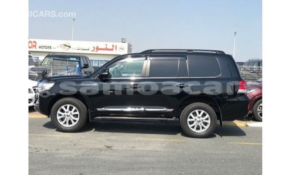 Buy Import Toyota Land Cruiser Black Car in Import - Dubai in A'ana Buy Import Toyota Land Cruiser Black Car in Import - Dubai in A'ana