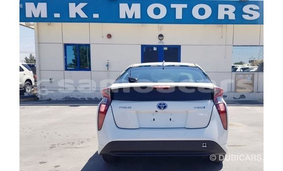 Buy Import Toyota Prius White Car in Import - Dubai in A'ana Buy Import Toyota Prius White Car in Import - Dubai in A'ana