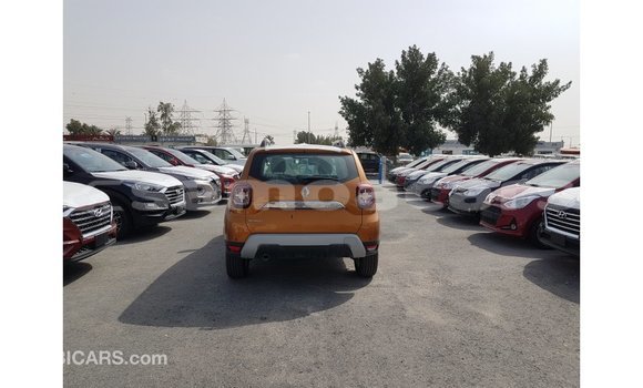 Buy Import Renault 19 Green Car in Import - Dubai in A'ana Buy Import Renault 19 Green Car in Import - Dubai in A'ana