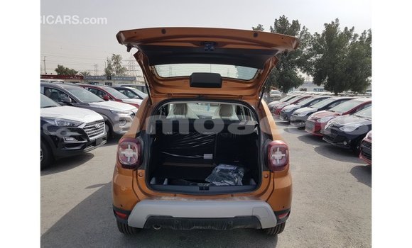 Buy Import Renault 19 Green Car in Import - Dubai in A'ana Buy Import Renault 19 Green Car in Import - Dubai in A'ana