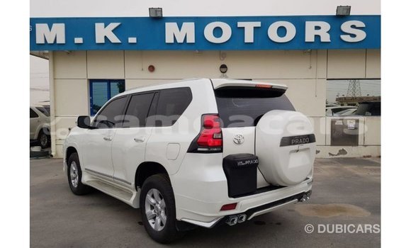 Buy Import Toyota Prado White Car in Import - Dubai in A'ana Buy Import Toyota Prado White Car in Import - Dubai in A'ana