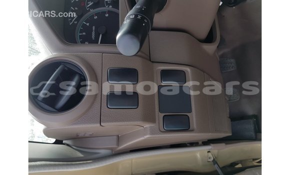 Buy Import Toyota Land Cruiser Beige Car in Import - Dubai in A'ana Buy Import Toyota Land Cruiser Beige Car in Import - Dubai in A'ana