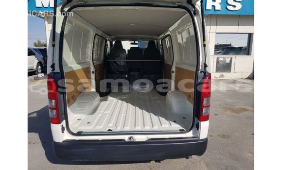Acheter Import Voiture Toyota Hiace Blanc à Import - Dubai, A'ana Acheter Import Voiture Toyota Hiace Blanc à Import - Dubai, A'ana