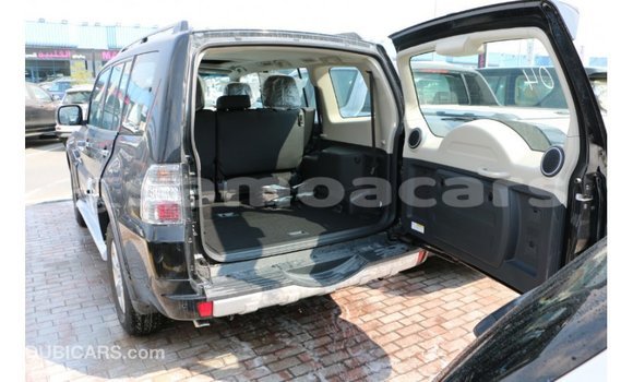 Acheter Import Voiture Mitsubishi Pajero Noir à Import - Dubai, A'ana Acheter Import Voiture Mitsubishi Pajero Noir à Import - Dubai, A'ana