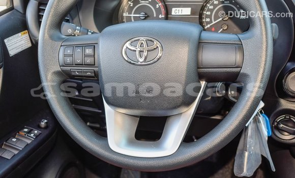 Buy Import Toyota Hilux White Car in Import - Dubai in A'ana Buy Import Toyota Hilux White Car in Import - Dubai in A'ana