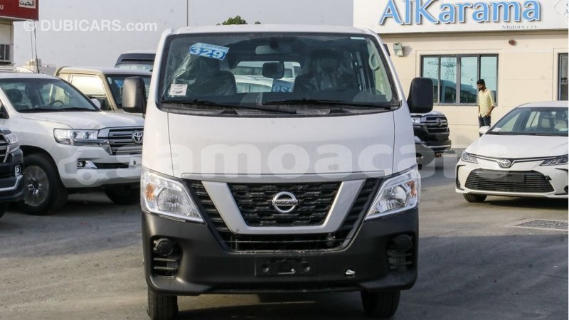 Big with watermark nissan urvan a ana import dubai 4219