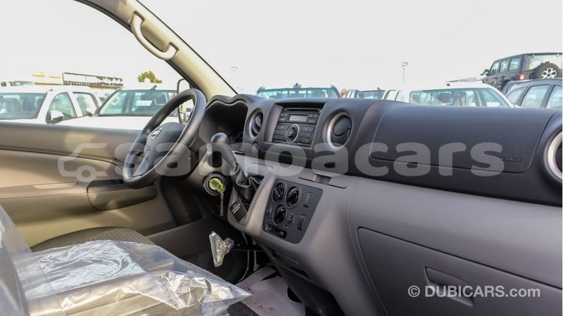 Big with watermark nissan urvan a ana import dubai 4219