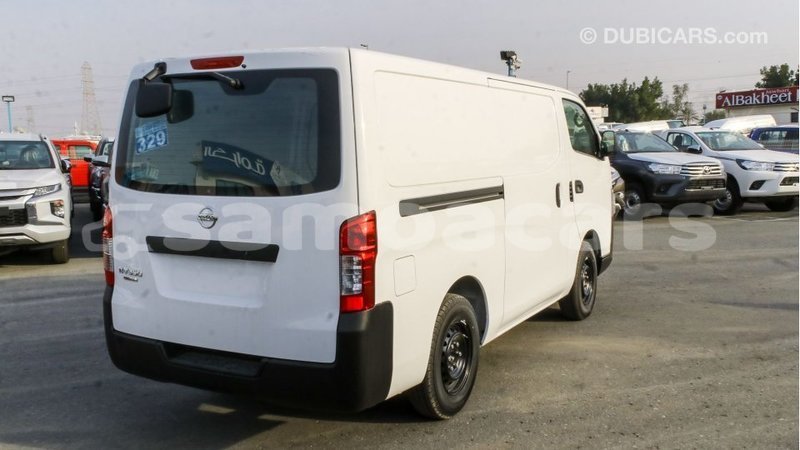 Big with watermark nissan urvan a ana import dubai 4219