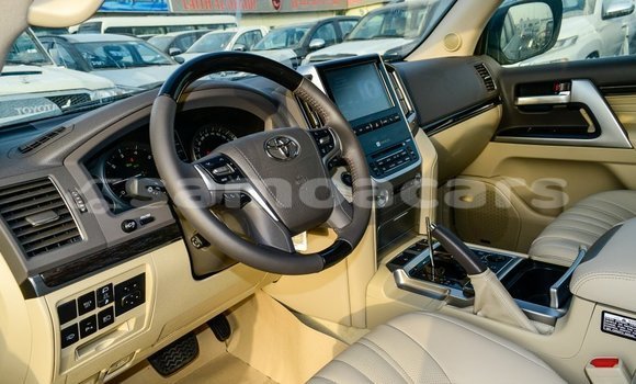 Buy Import Toyota Land Cruiser Black Car in Import - Dubai in A'ana Buy Import Toyota Land Cruiser Black Car in Import - Dubai in A'ana