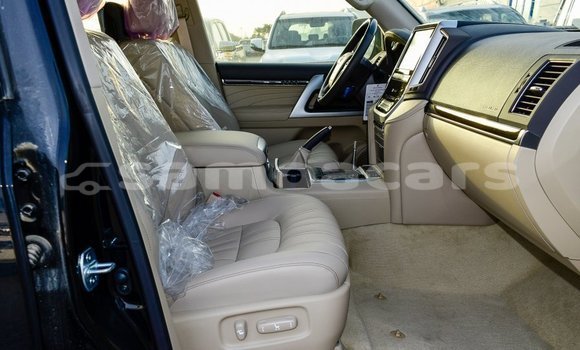 Buy Import Toyota Land Cruiser Black Car in Import - Dubai in A'ana Buy Import Toyota Land Cruiser Black Car in Import - Dubai in A'ana