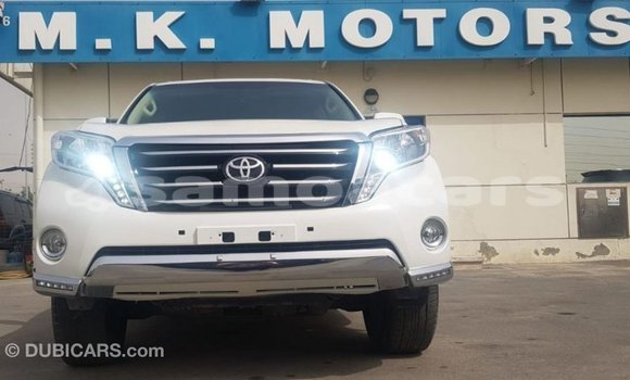 Buy Import Toyota Land Cruiser White Car in Import - Dubai in A'ana Buy Import Toyota Land Cruiser White Car in Import - Dubai in A'ana