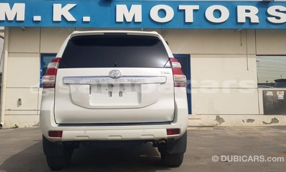 Buy Import Toyota Land Cruiser White Car in Import - Dubai in A'ana Buy Import Toyota Land Cruiser White Car in Import - Dubai in A'ana