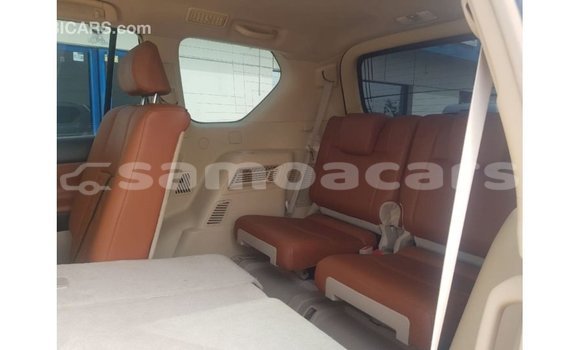 Buy Import Toyota Land Cruiser White Car in Import - Dubai in A'ana Buy Import Toyota Land Cruiser White Car in Import - Dubai in A'ana