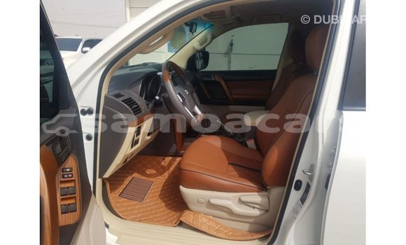 Buy Import Toyota Land Cruiser White Car in Import - Dubai in A'ana Buy Import Toyota Land Cruiser White Car in Import - Dubai in A'ana